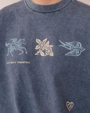 Blue, t-shirt, graphic t-shirt, outdoors, oversized, lifestyle, cotton, artist collaboration, Les saisons, unisex style, look demin, T-shirt manches courtes, surdimensionné, t-shirt graphique, bleu, artiste tatoueuse. Style unisexe, Monica Suavezura