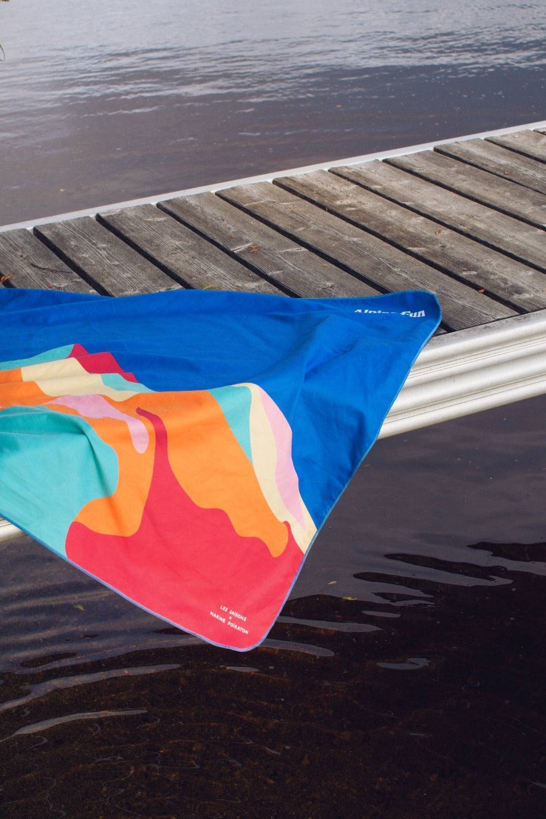 microfiber towel made in quebec, colorful and artist series by Marine Poiraton