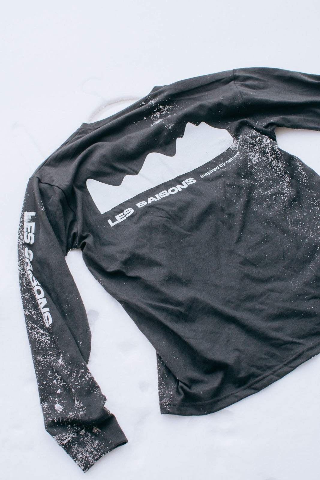 longsleeve made in Canada, charcoal mountain les Saisons