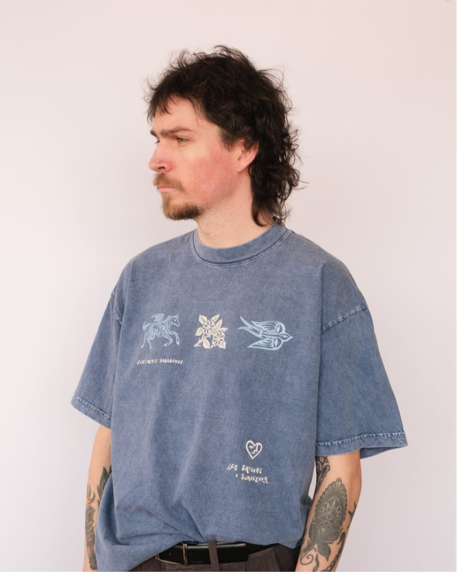 Blue, t-shirt, graphic t-shirt, outdoors, oversized, lifestyle, cotton, artist collaboration, Les saisons, unisex style, look demin, T-shirt manches courtes, surdimensionné, t-shirt graphique, bleu, artiste tatoueuse. Style unisexe, Monica Suavezura