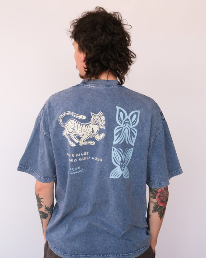 Blue, t-shirt, graphic t-shirt, outdoors, oversized, lifestyle, cotton, artist collaboration, Les saisons, unisex style, look demin, T-shirt manches courtes, surdimensionné, t-shirt graphique, bleu, artiste tatoueuse. Style unisexe, Monica Suavezura
