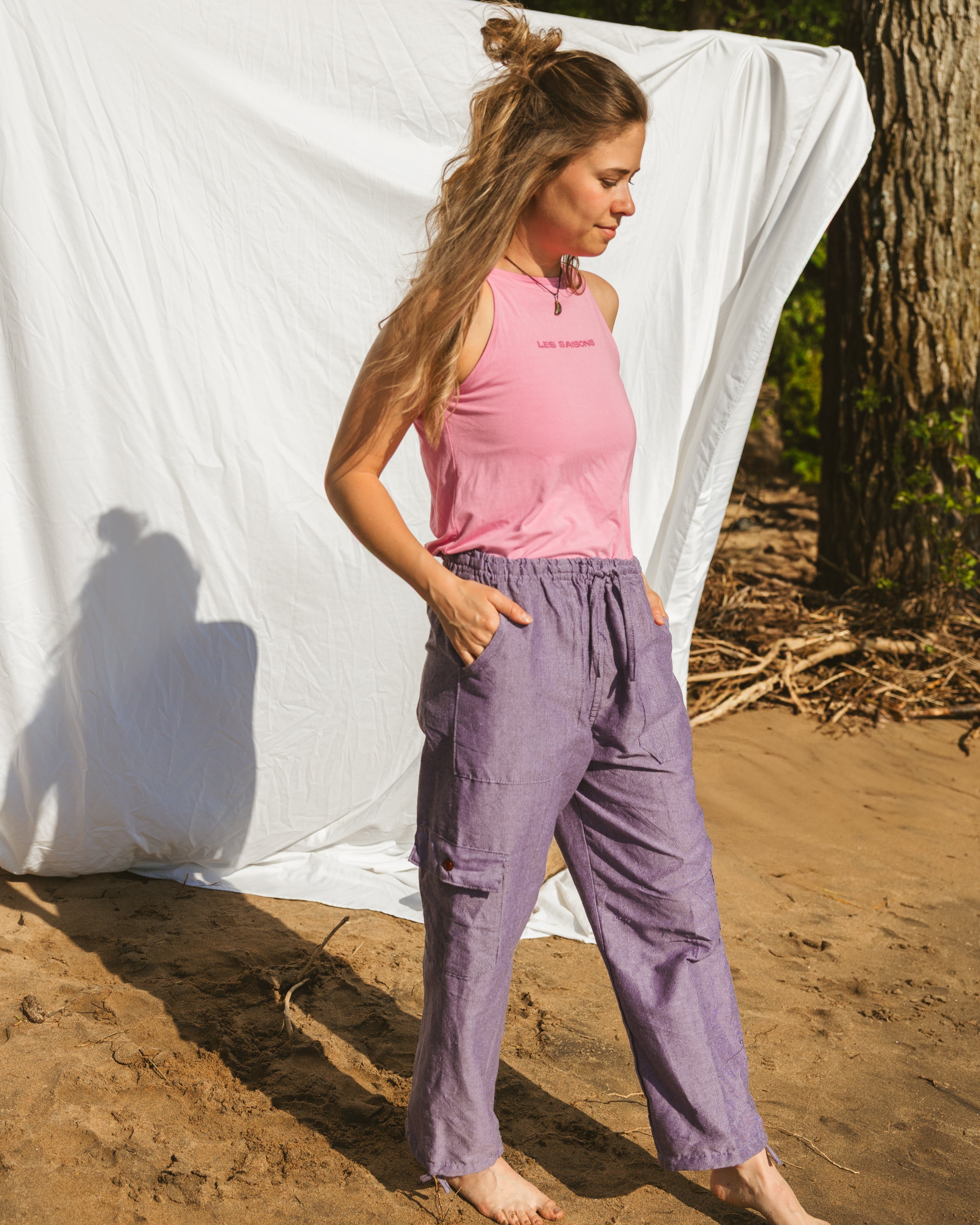 summer pants, elastic waistband, made in Ecuador, made ethically, cargo pants style, 100% cotton, pantalon d'été, taille élastique, fait en Équateur, fait de façon éthique, style pantalon cargo, Les Saisons