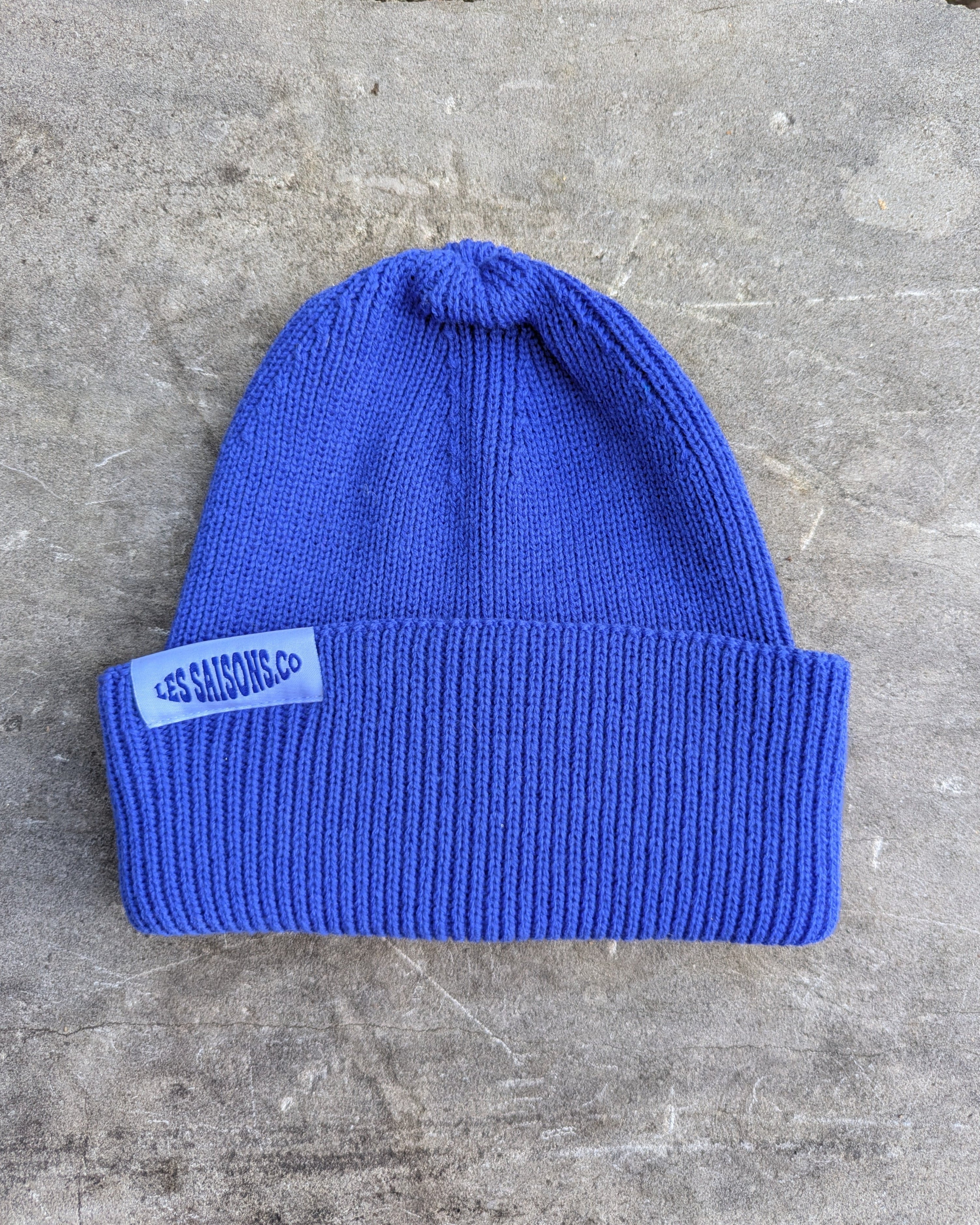 vibrant, royal Blue toque made in Canada, les Saisons