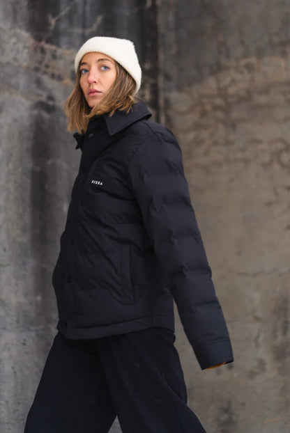 Retro Puffy Jacket | Rieka | Ethical and Canadian Brand | 100% Recycled - LesSaisons.co
